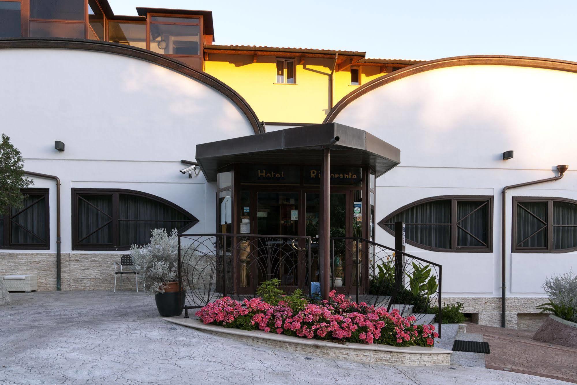 Casa Ferretti Di Ferretti Village Silvi Marina Eksteriør bilde